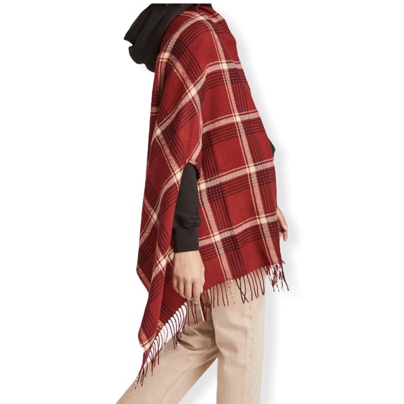⭐️HOST PICK⭐️ Plaid Cape Scarf - Picture 6 of 9